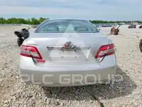2011 Toyota CAMRY фото