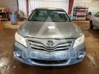 2011 Toyota CAMRY фото