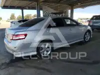 2011 Toyota CAMRY фото