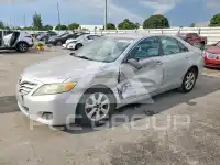 2011 Toyota CAMRY фото