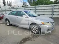 2011 Toyota CAMRY фото