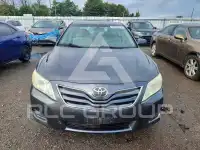 2011 Toyota CAMRY фото