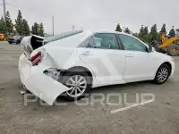 2011 Toyota CAMRY фото