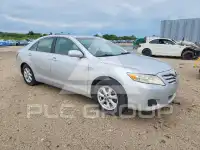 2011 Toyota CAMRY фото