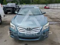2011 Toyota CAMRY фото