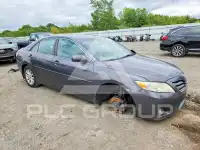 2011 Toyota CAMRY фото