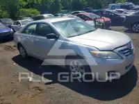 2011 Toyota CAMRY фото