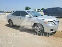 2011 Toyota CAMRY фото