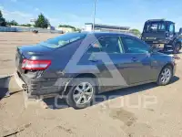 2011 Toyota CAMRY фото