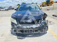 2011 Toyota CAMRY фото