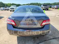 2011 Toyota CAMRY фото