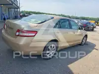 2011 Toyota CAMRY фото