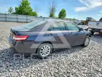 2011 Toyota CAMRY фото