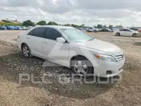2011 Toyota CAMRY фото