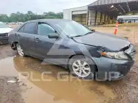 2011 Toyota CAMRY фото