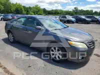 2011 Toyota CAMRY фото