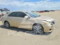 2011 Toyota CAMRY фото