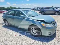 2011 Toyota CAMRY фото