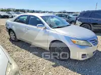 2011 Toyota CAMRY фото