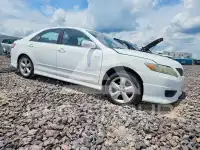 2011 Toyota CAMRY фото