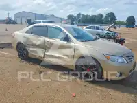 2011 Toyota CAMRY фото