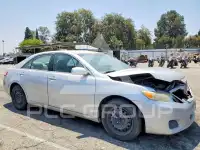2011 Toyota CAMRY фото