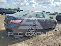 2011 Toyota CAMRY фото