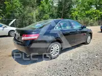 2011 Toyota CAMRY фото