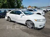 2011 Toyota CAMRY фото