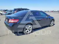 2011 Toyota CAMRY photo
