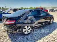 2011 Toyota CAMRY фото