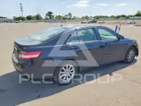 2011 Toyota CAMRY фото