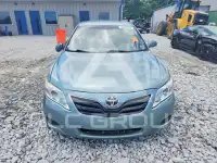 2011 Toyota CAMRY фото