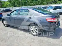 2011 Toyota CAMRY фото