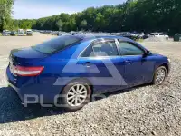 2011 Toyota CAMRY фото