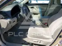 2011 Toyota CAMRY фото