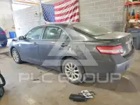 2011 Toyota CAMRY фото