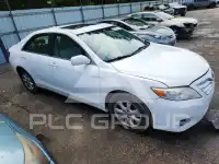 2011 Toyota CAMRY фото
