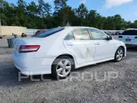 2011 Toyota CAMRY photo