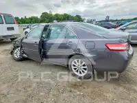 2011 Toyota CAMRY фото