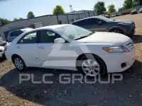 2011 Toyota CAMRY фото