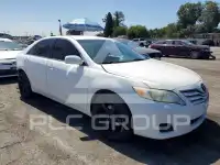 2011 Toyota CAMRY фото