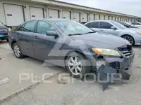 2011 Toyota CAMRY фото