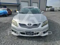 2011 Toyota CAMRY фото
