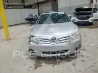 2011 Toyota CAMRY фото