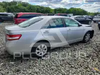 2011 Toyota CAMRY фото