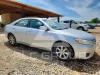 2011 Toyota CAMRY фото