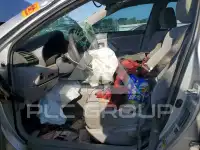 2011 Toyota CAMRY фото