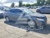 2011 Toyota CAMRY фото
