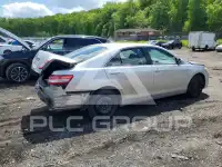 2011 Toyota CAMRY фото